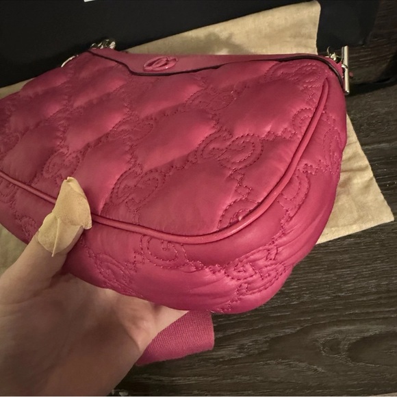 Gucci Matelasse Pink Quilted Crossbody Bag retail $3500 - Picture 9 of 16